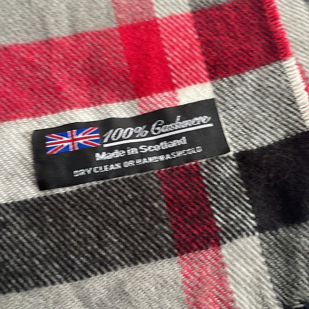 Scarf - Picture 2 of 2